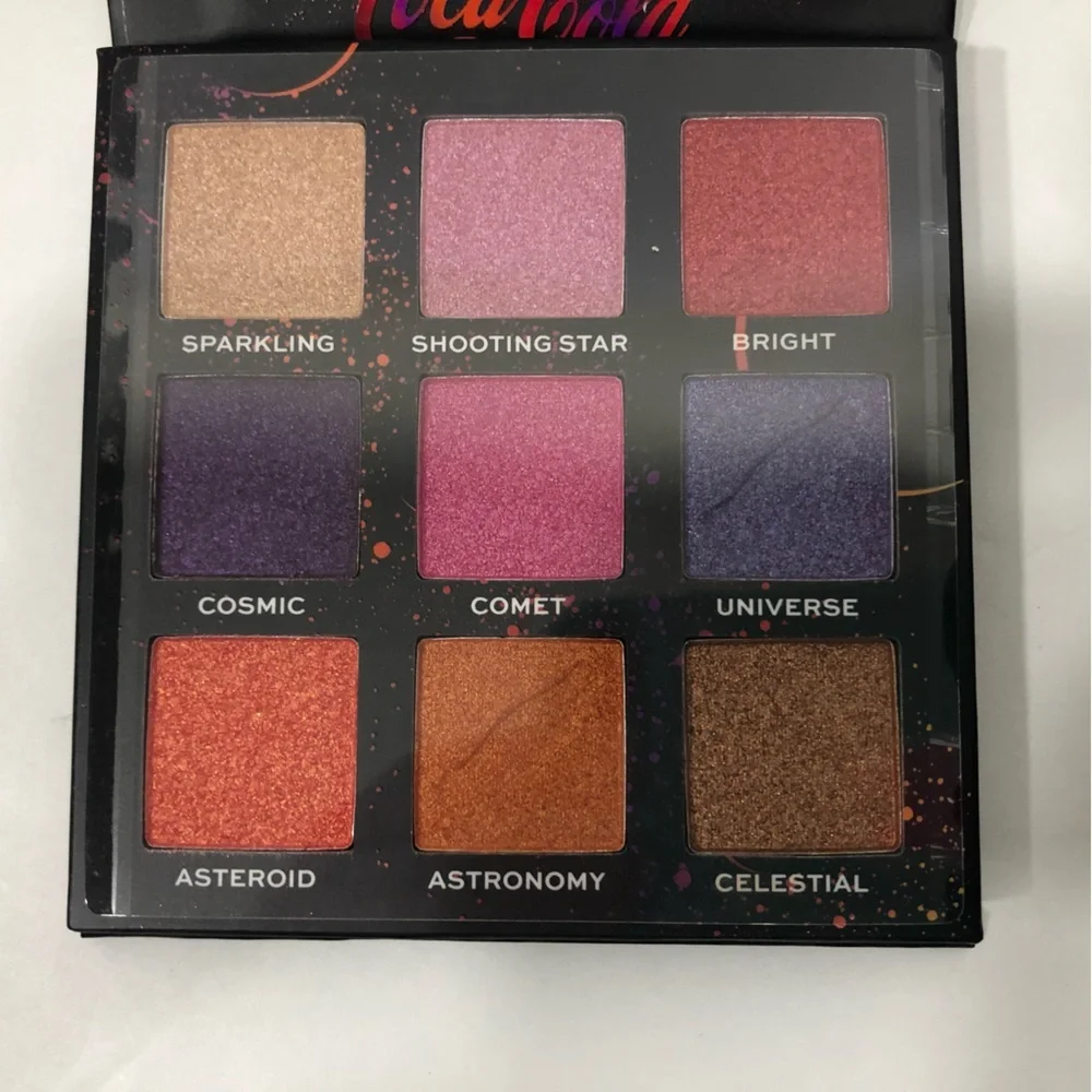 Revolution Coca Cola Mini Shadow Palette NEW